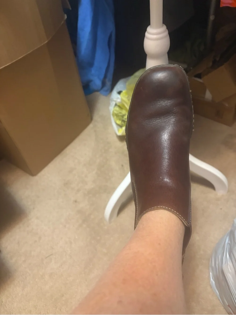 Born smooth leather
