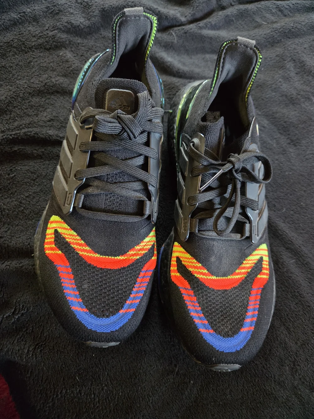 adidas unisex cushion iridescent
