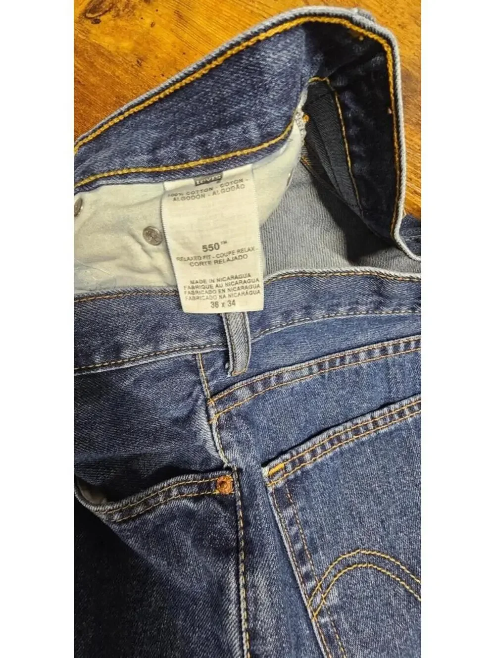 VTG Levi’s 550 Relaxed Fit Jeans Brown Tab Men’s 36x34 Blue Denim Y2K‎