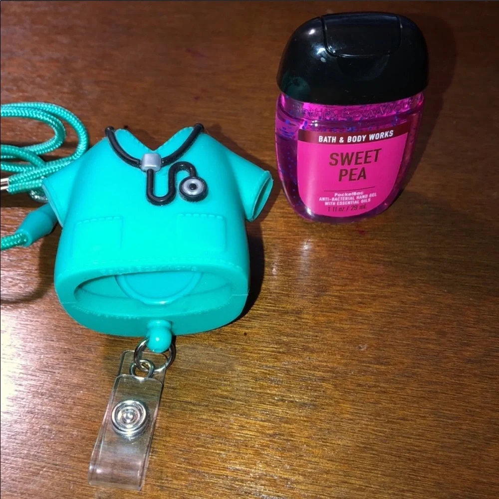 Bath & Body Works nurse green