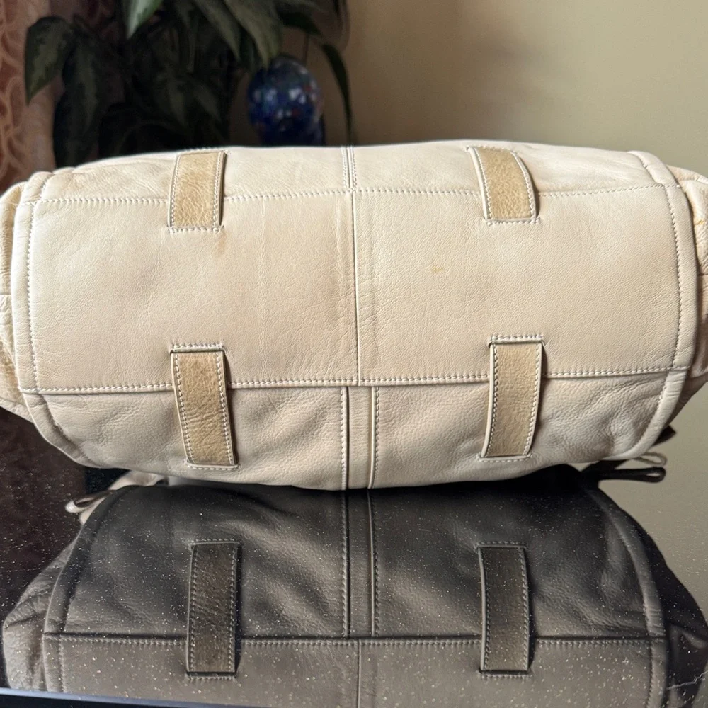 Perlina Cream Leather Duffel Bag with Dual Straps