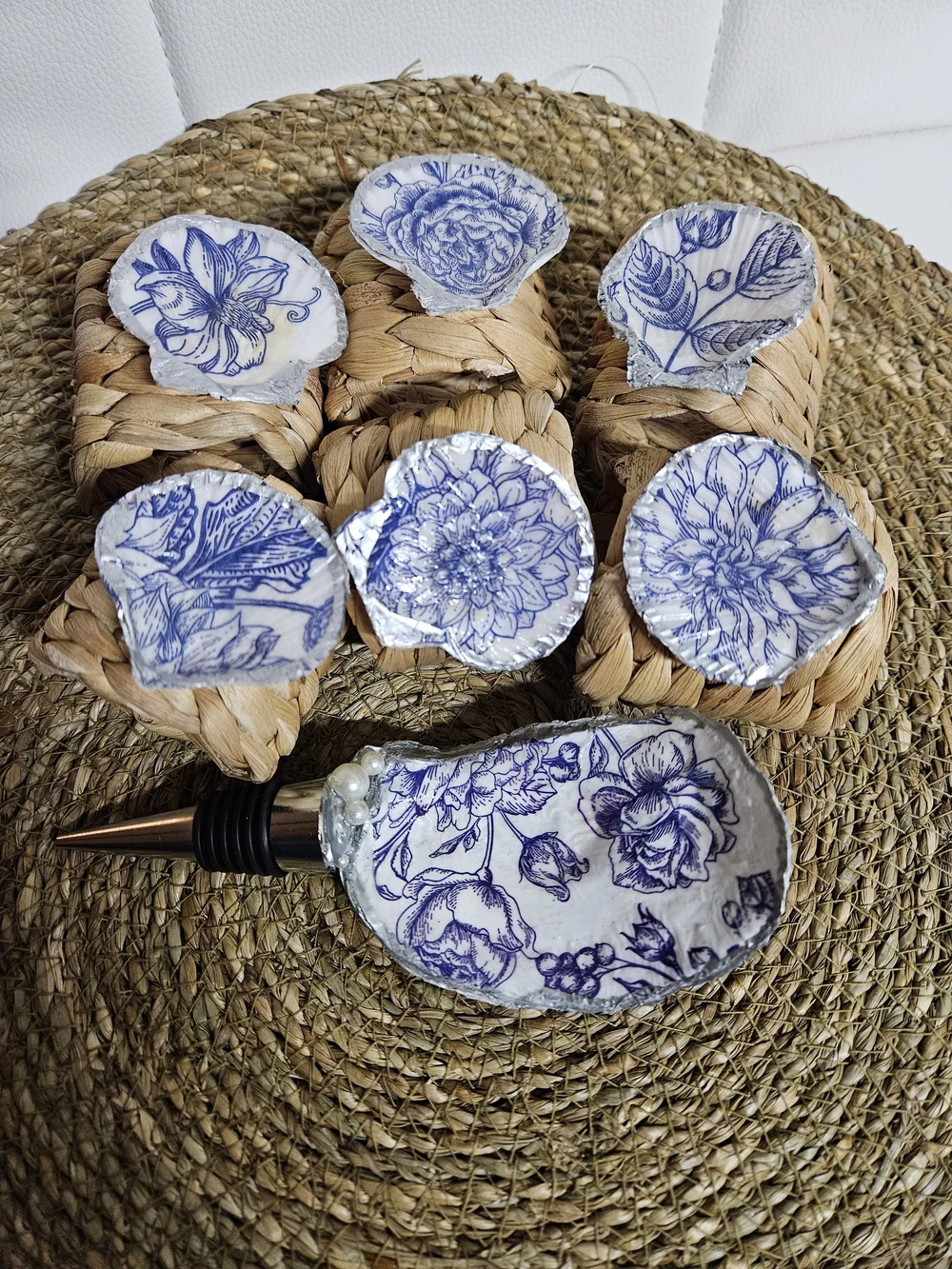 Handmade Blue Floral Oyster Shell Wine Stopper and Napkin Ring Set- Unbranded
