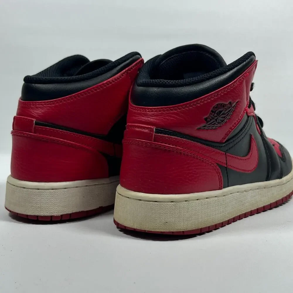 NIKE Air Jordan 1 Youth 5 Mid Banned GS Grade School 554725-074 Black Red
