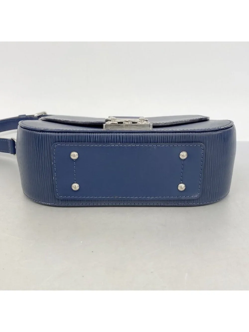 Louis Vuitton this authentic