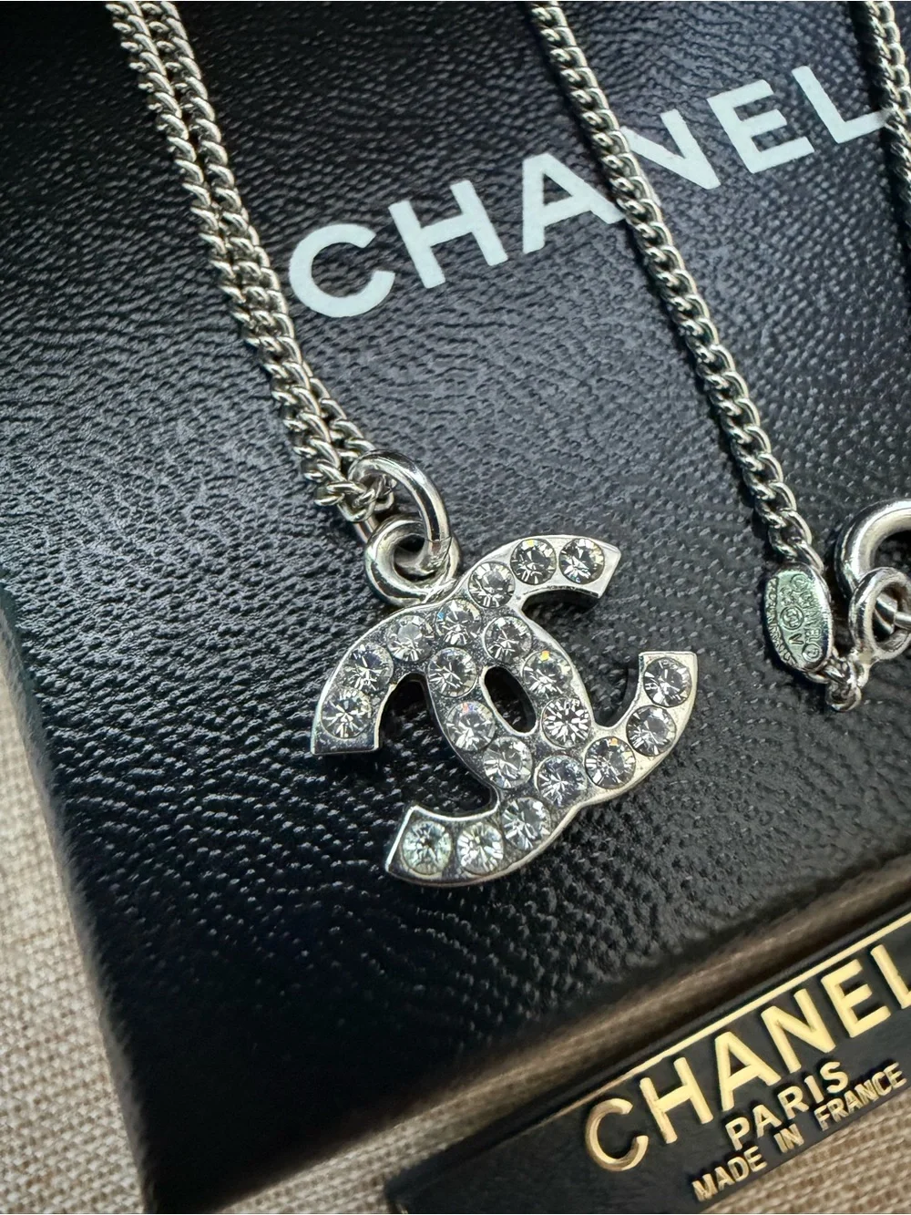 CHANEL necklace crystal