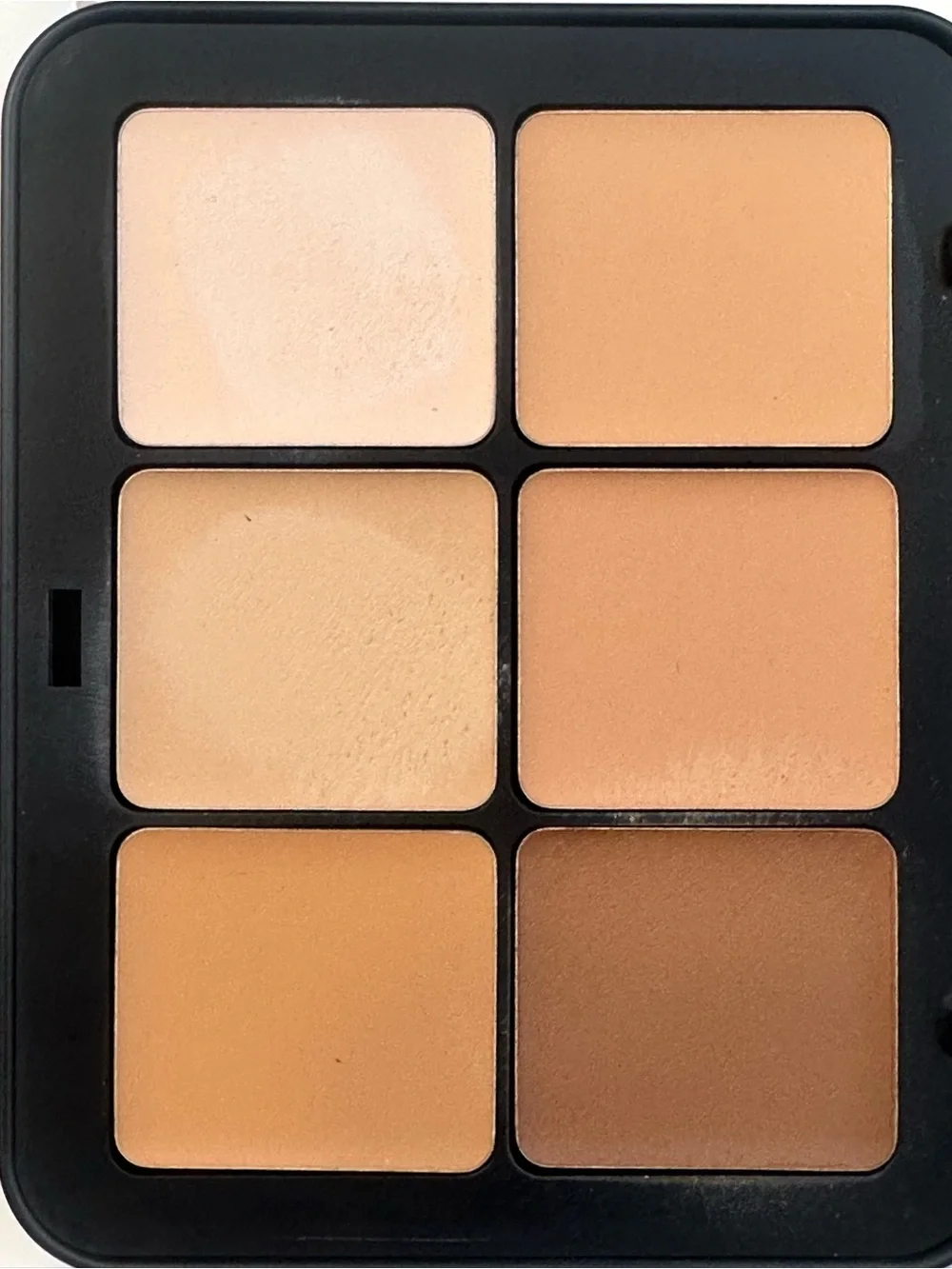 Makeup Forever Cream Concealer & Highlight Palette —