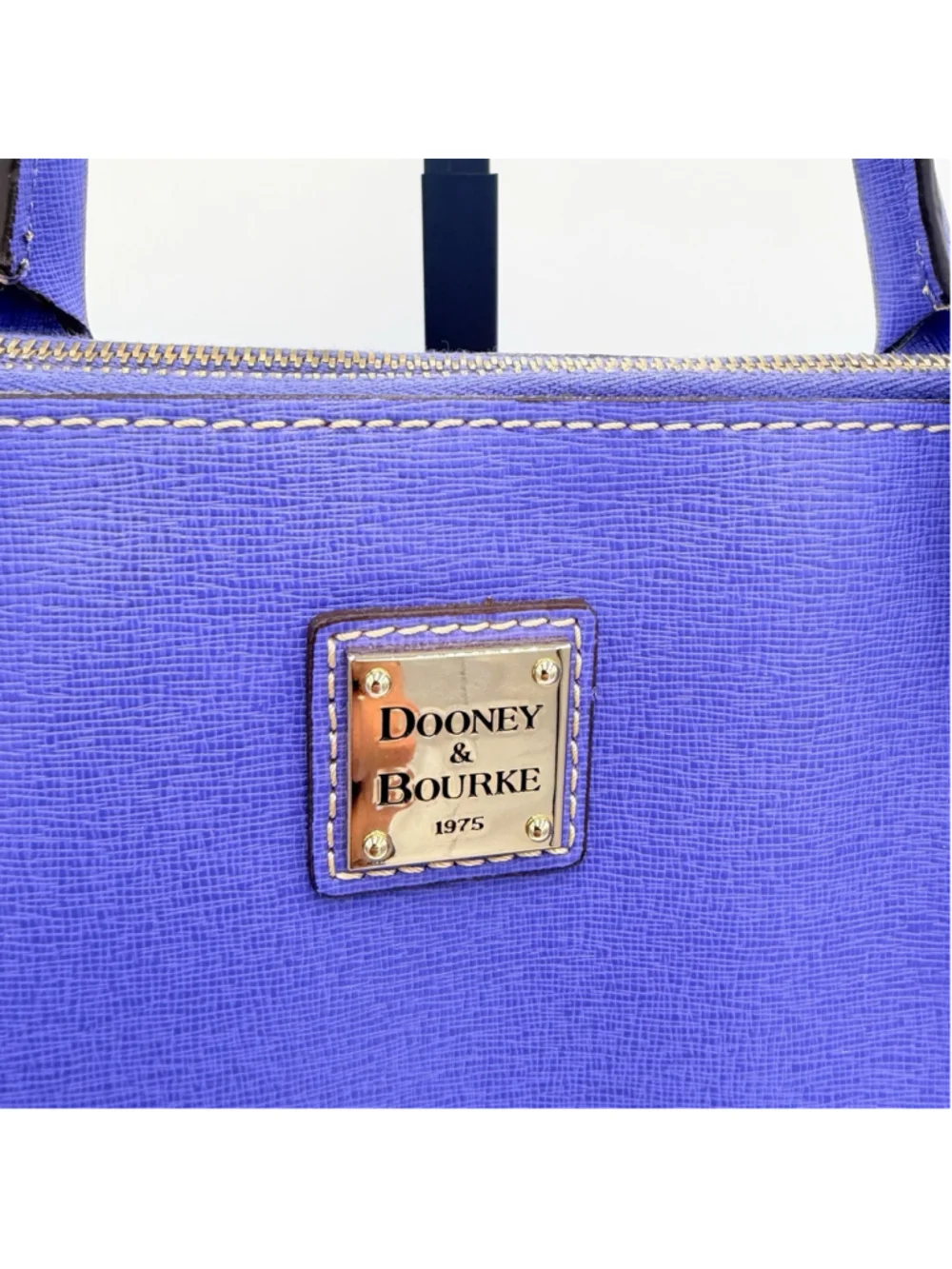 Dooney & Bourke beautiful dooney