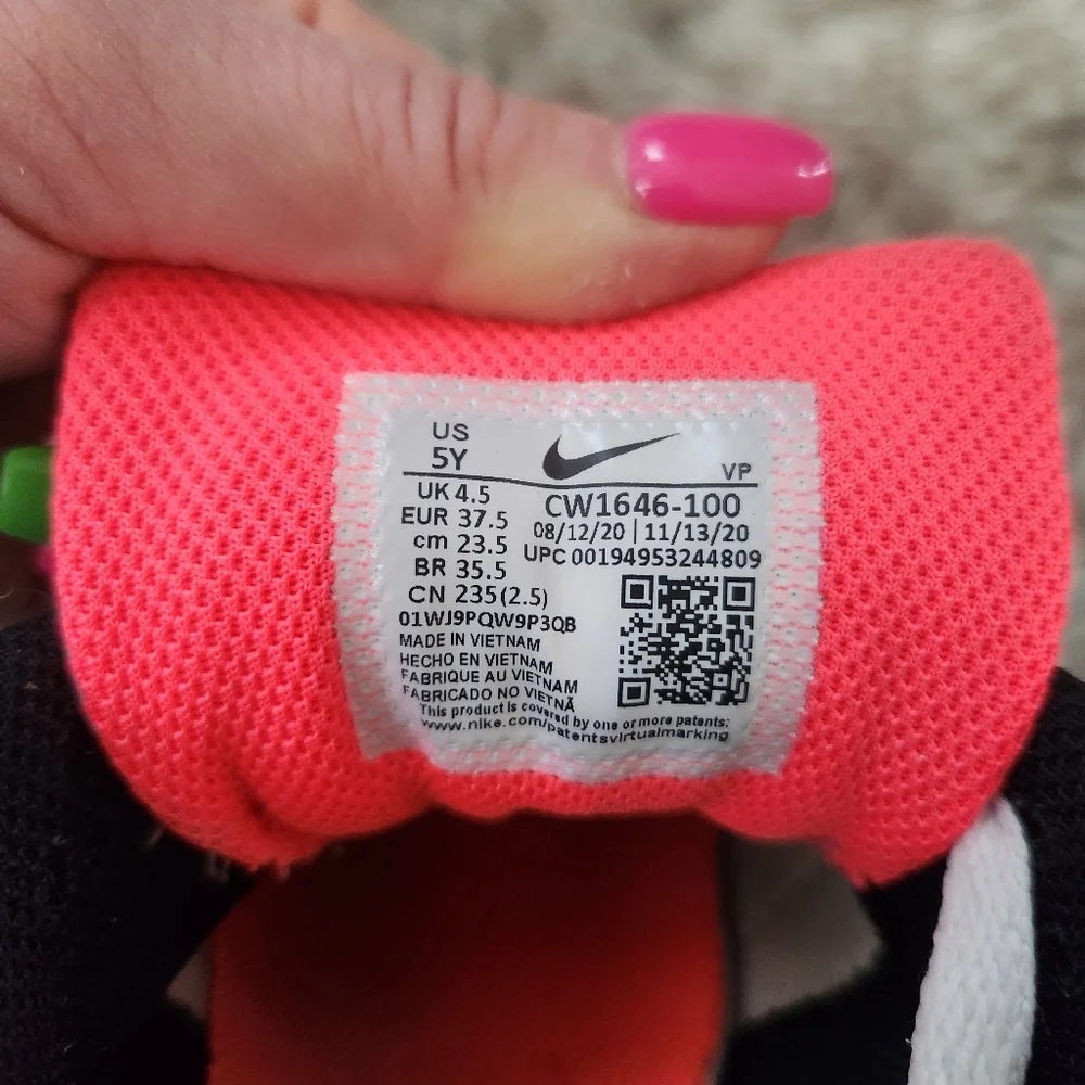 Nike white sneakers