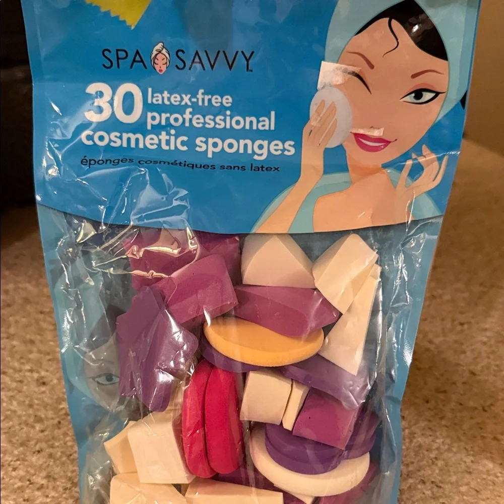 Savvy collection includes sponge
