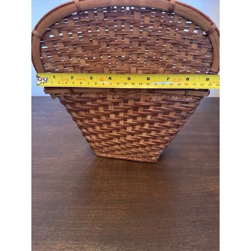 N/A woven wicker
