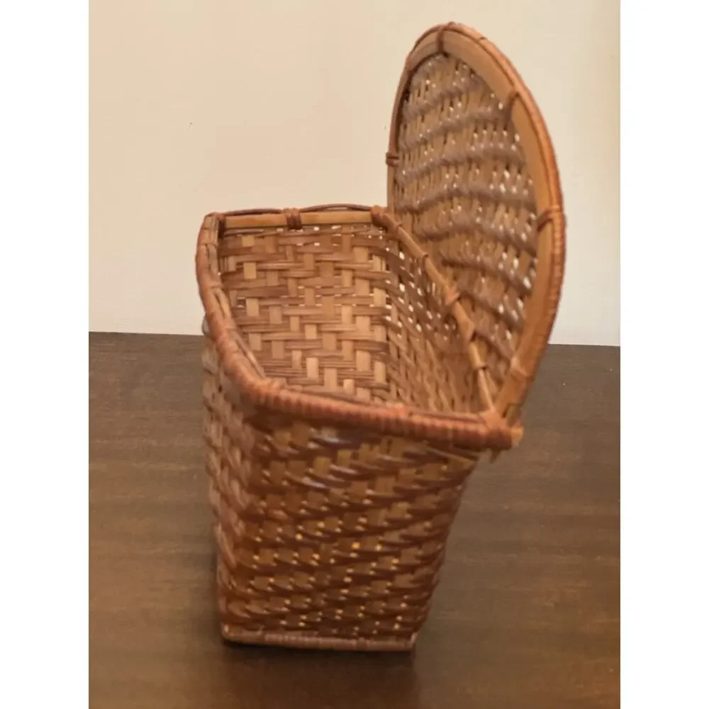 N/A woven wicker
