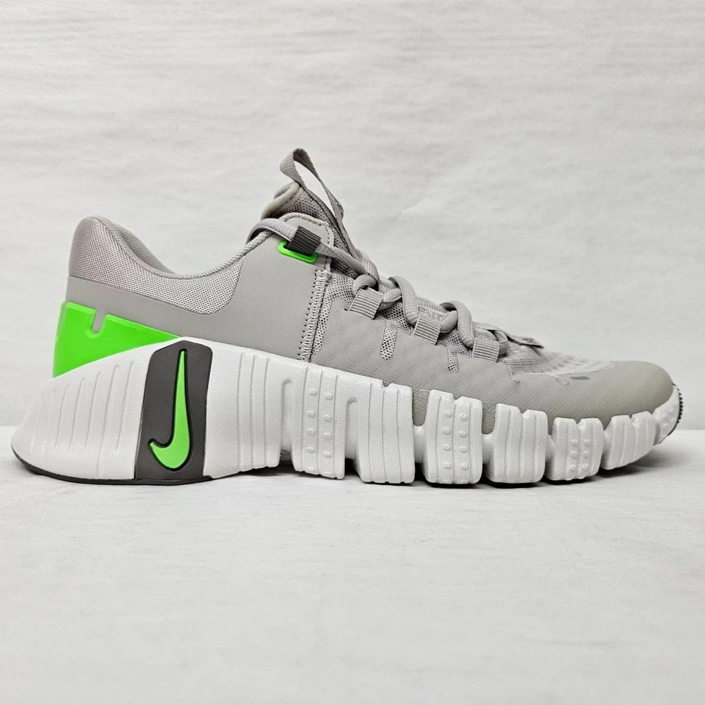 Nike Free Metcon 5 Training‎ Shoes DV3949-002 Light Iron Ore Green Men's Size 8