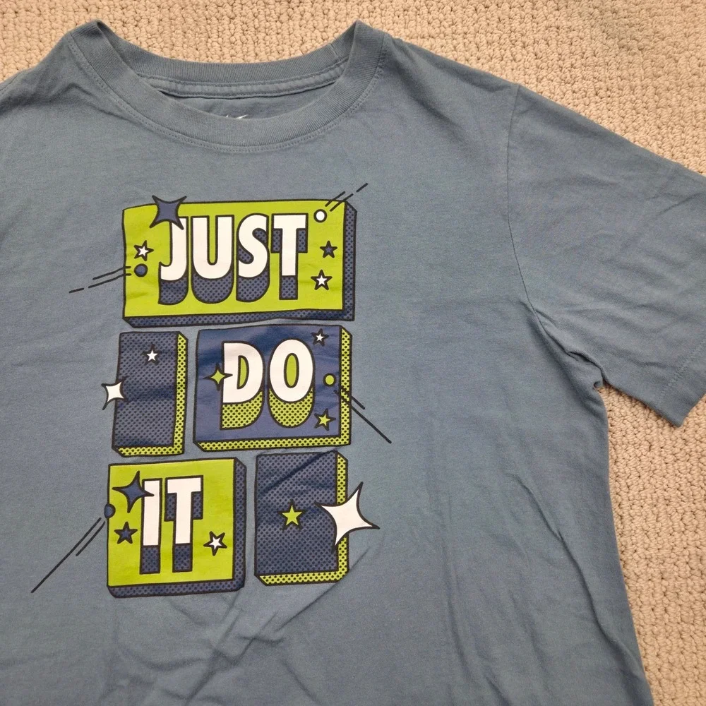 Nike Just Do It Short Sleeve Graphic Tee‎ Shirt Slate Bue Youth XL