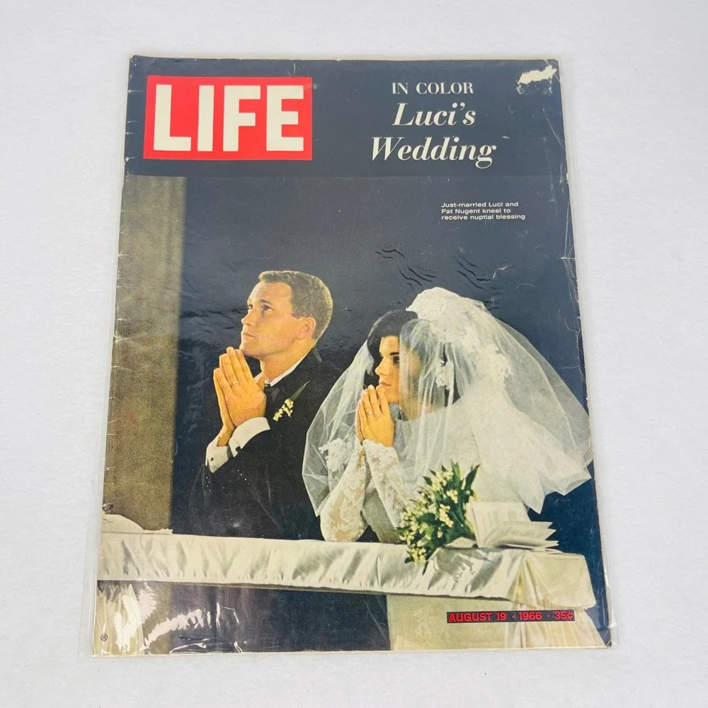 LIFE vintage magazine