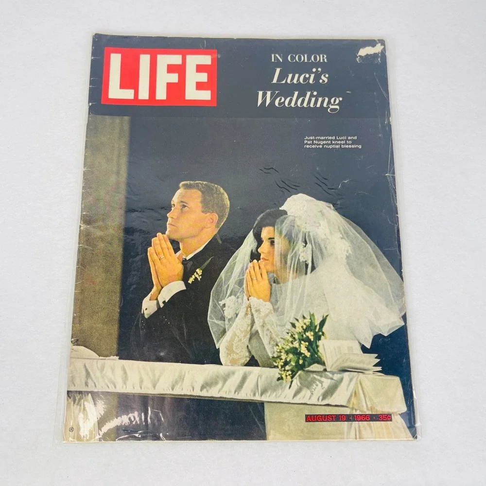LIFE vintage magazine