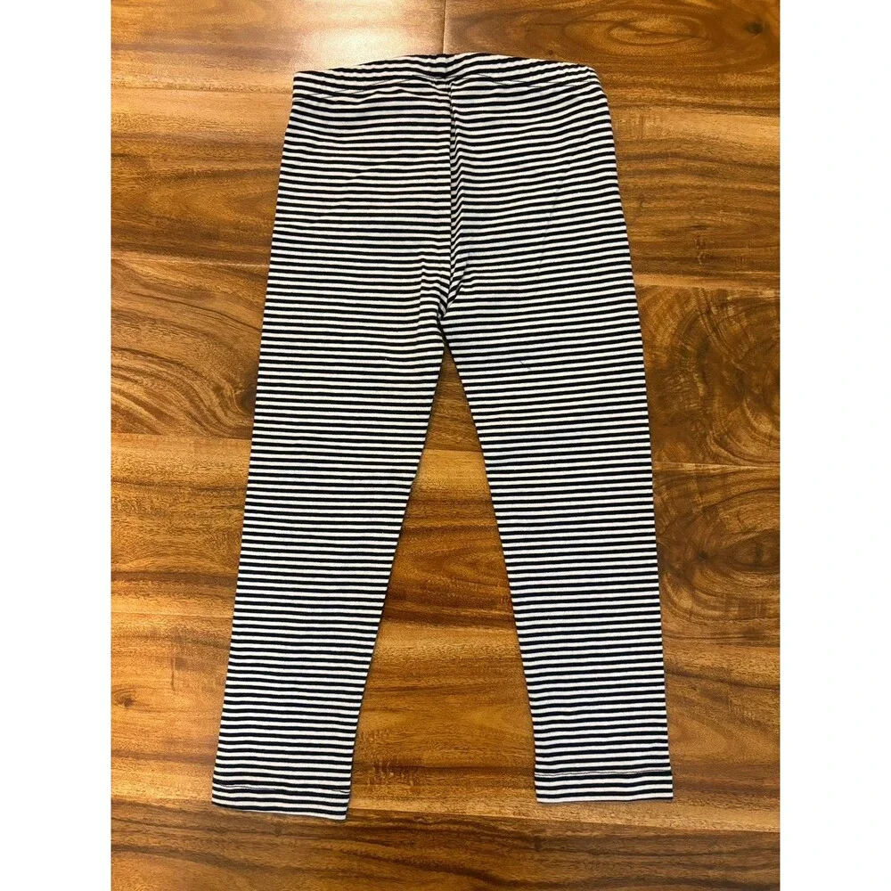 Old Navy size are smoke