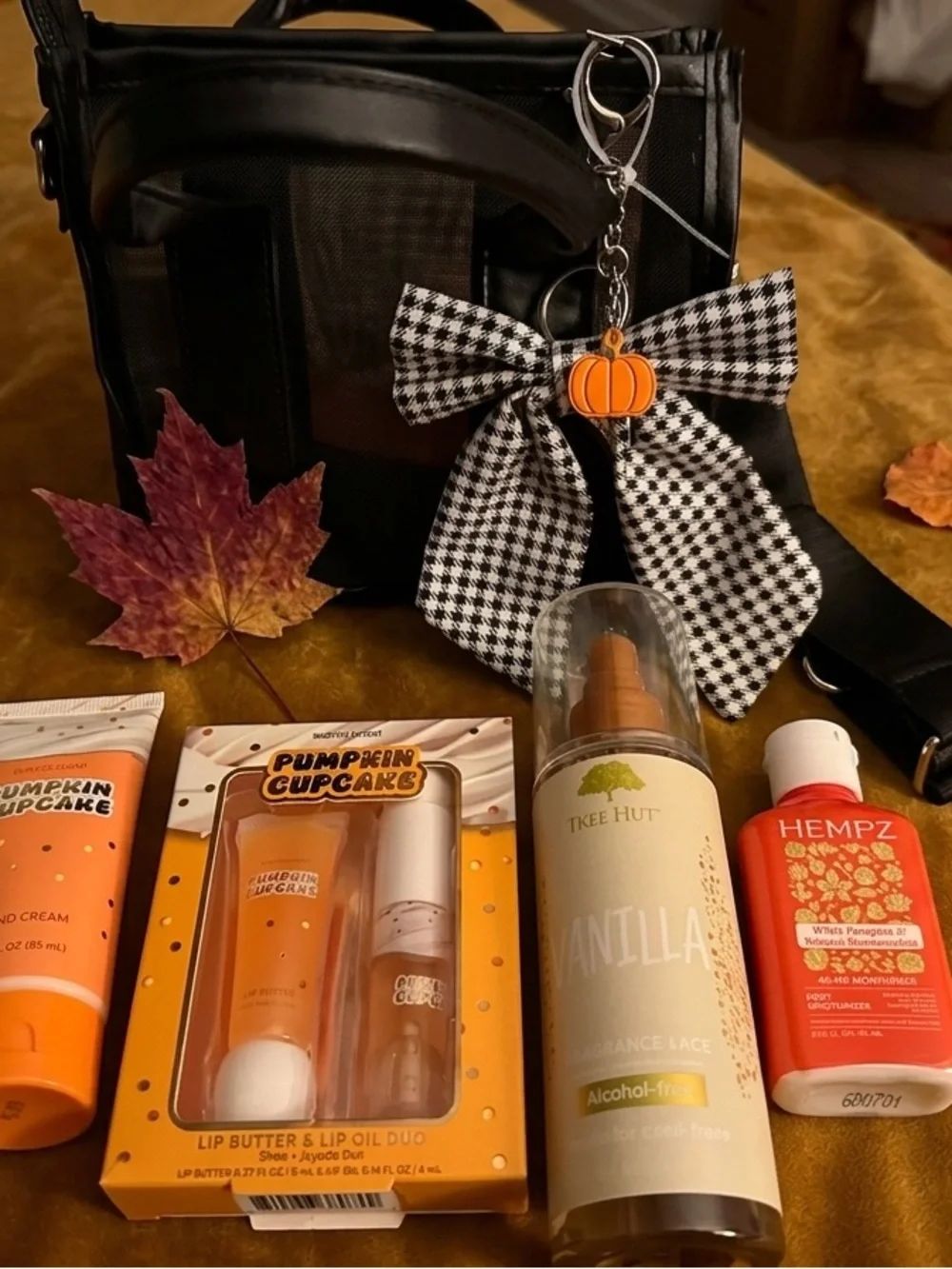 Hempz Pumpkin lotion & Lip Care Set with Black makeup Bag and bow bag charm