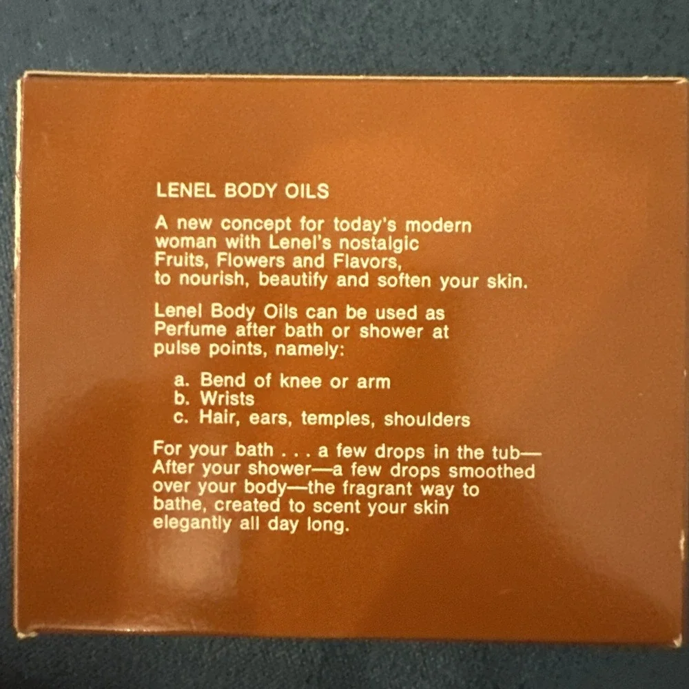Rose Petals Body Oil‎ 0.5 Oz. By Lenel. Vintage. NIB