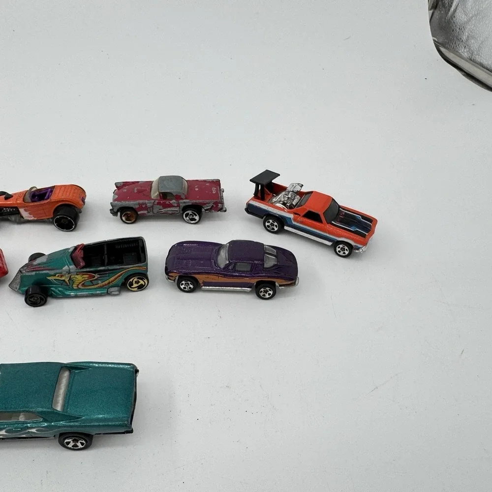 Hot Wheels title vintage