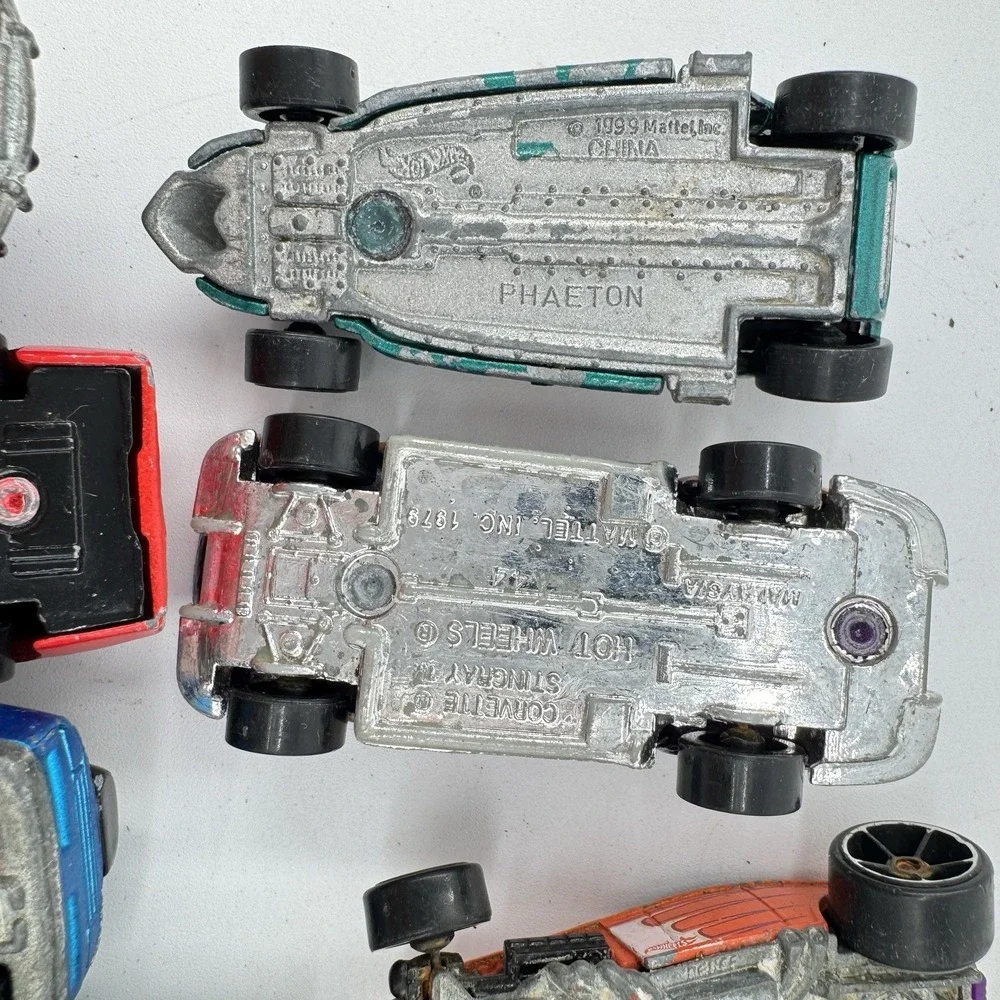 Hot Wheels title vintage