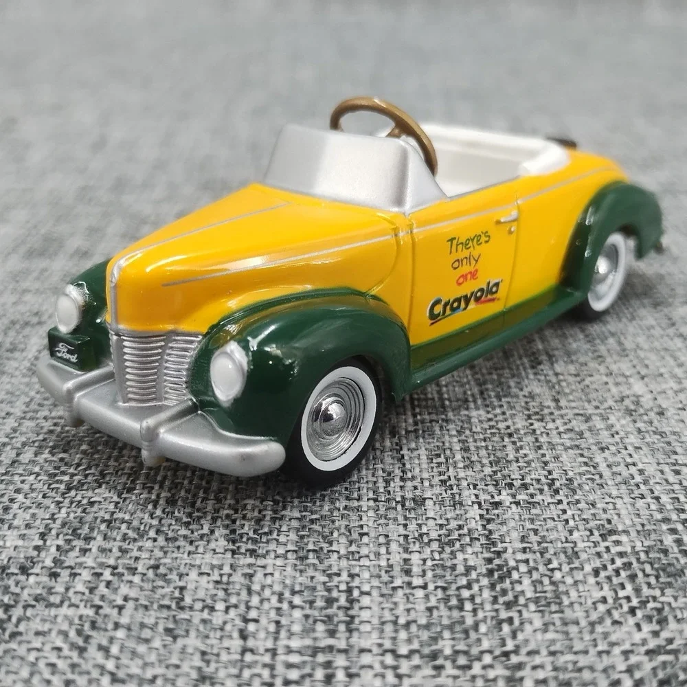 Gearbox crayola diecast