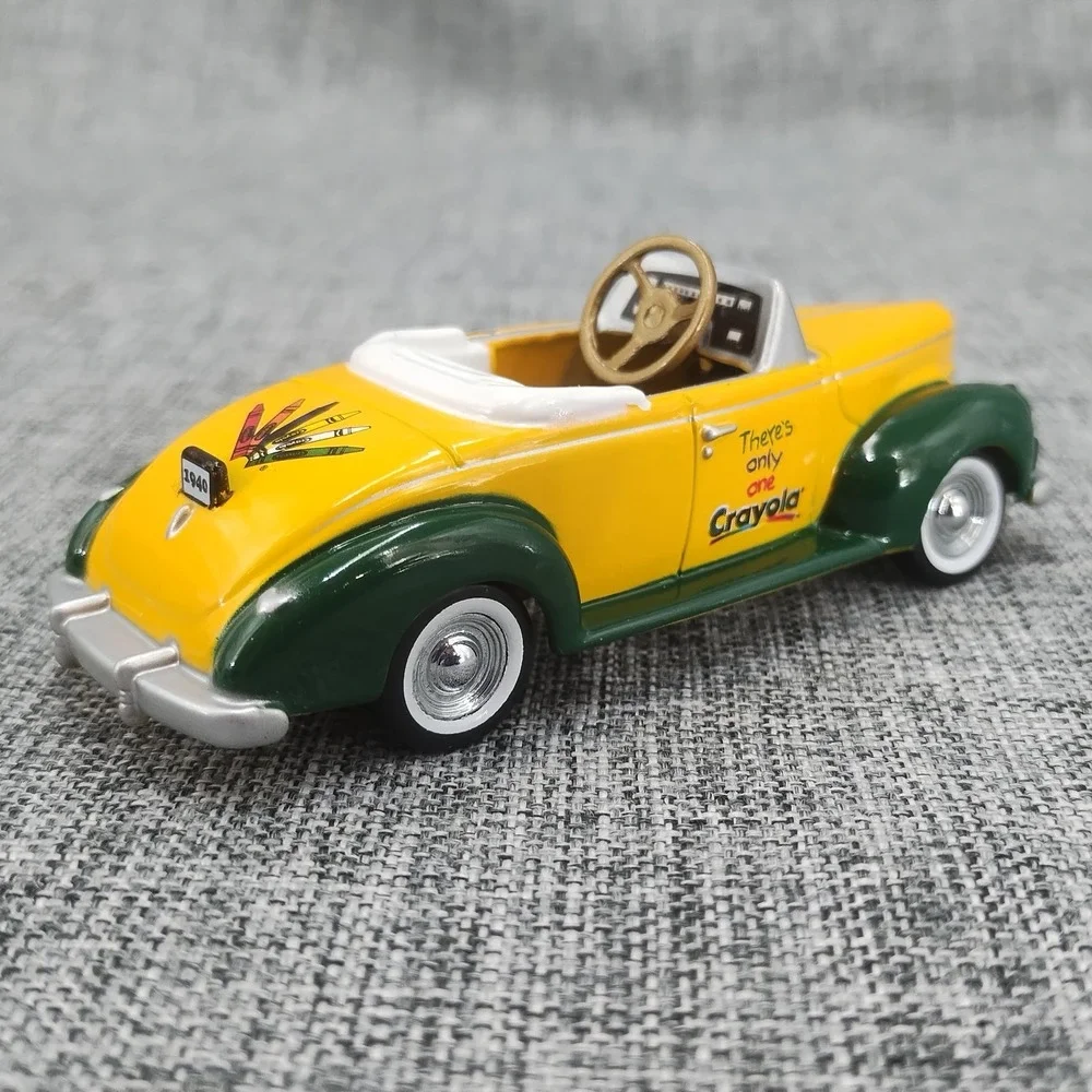Gearbox crayola diecast