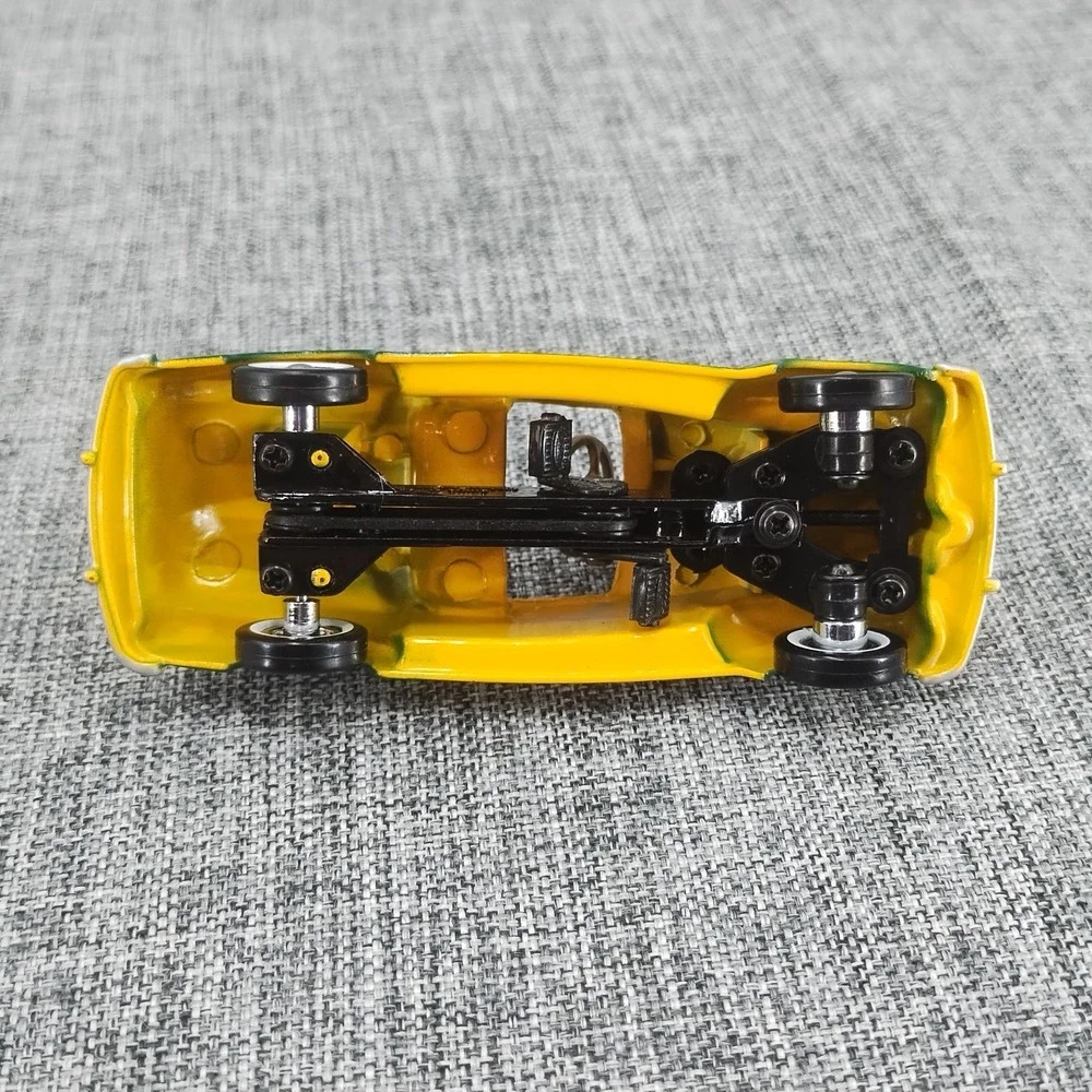Gearbox crayola diecast