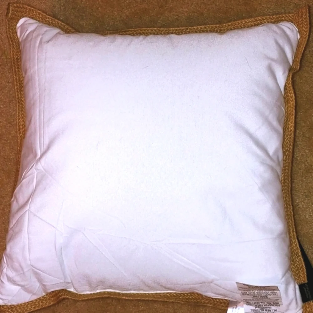 grandeur white tan