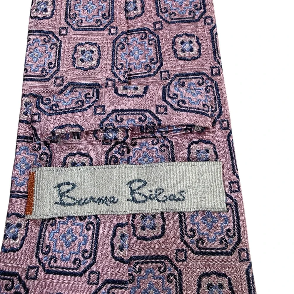Burma Bibas burma bibas