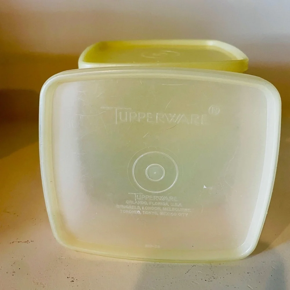 Tupperware 50s storage
