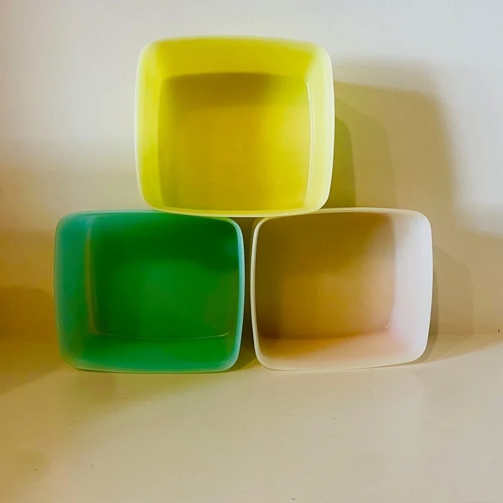 Tupperware containers food container