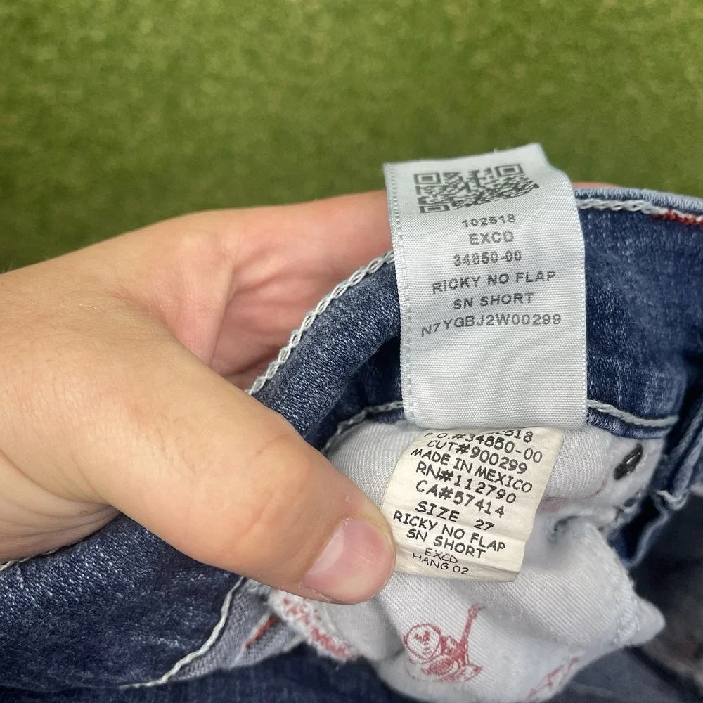 True Religion shop confidence