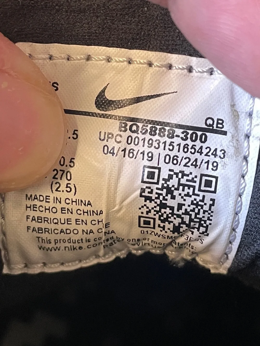 Nike chukka boots
