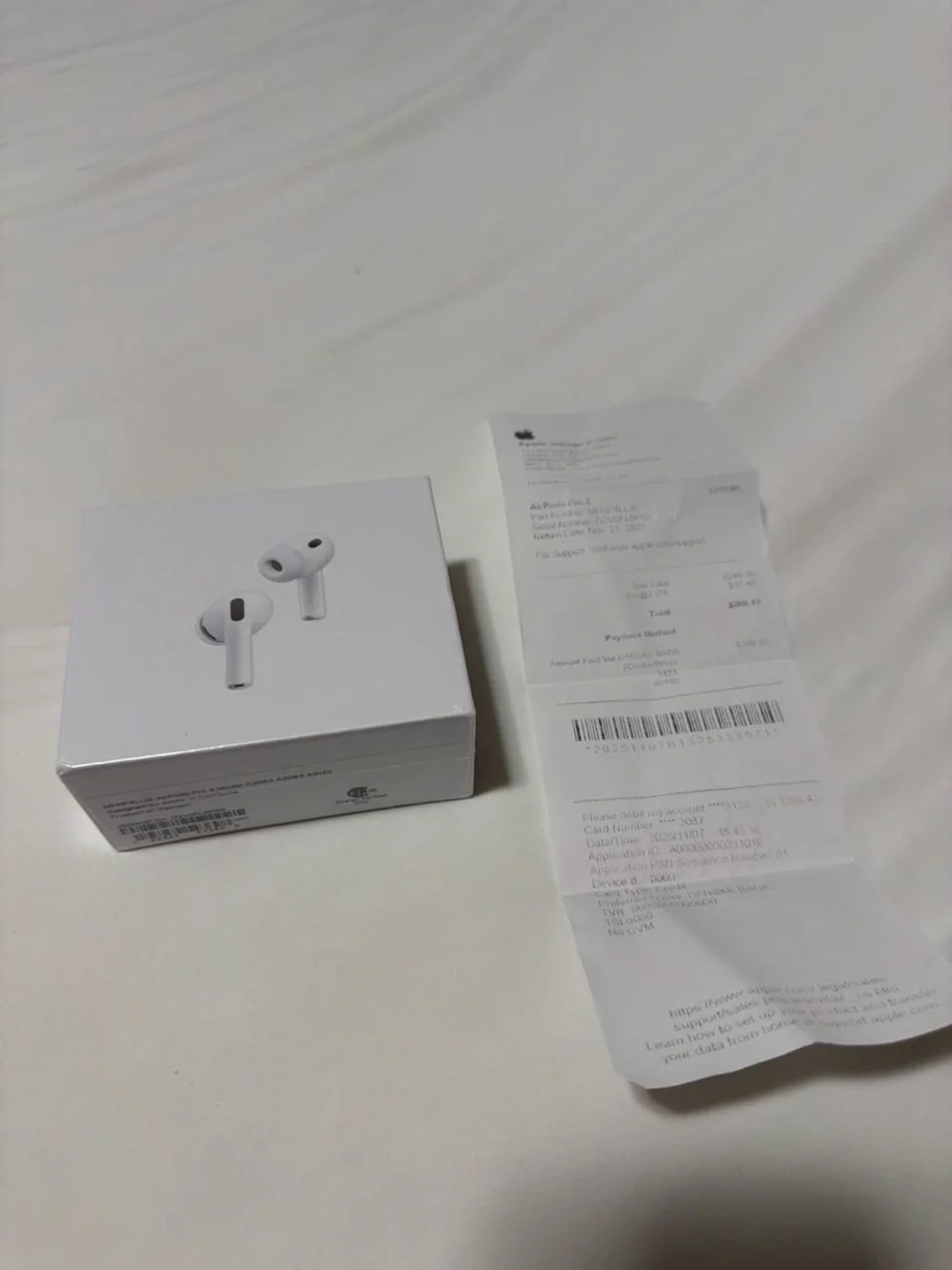 Apple AirPods Pro (White) with Charging Case - Genuine Apple Earbuds