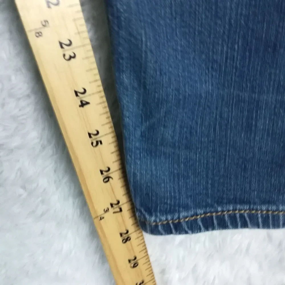 Levis levi mens