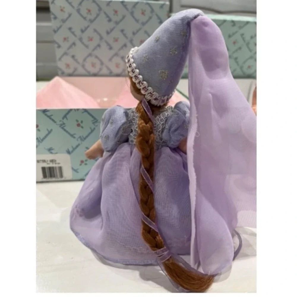 N/A porcelain lavender