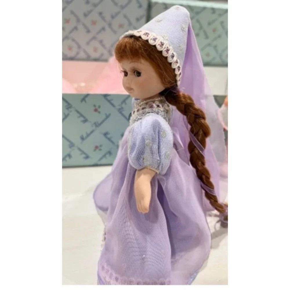N/A porcelain lavender
