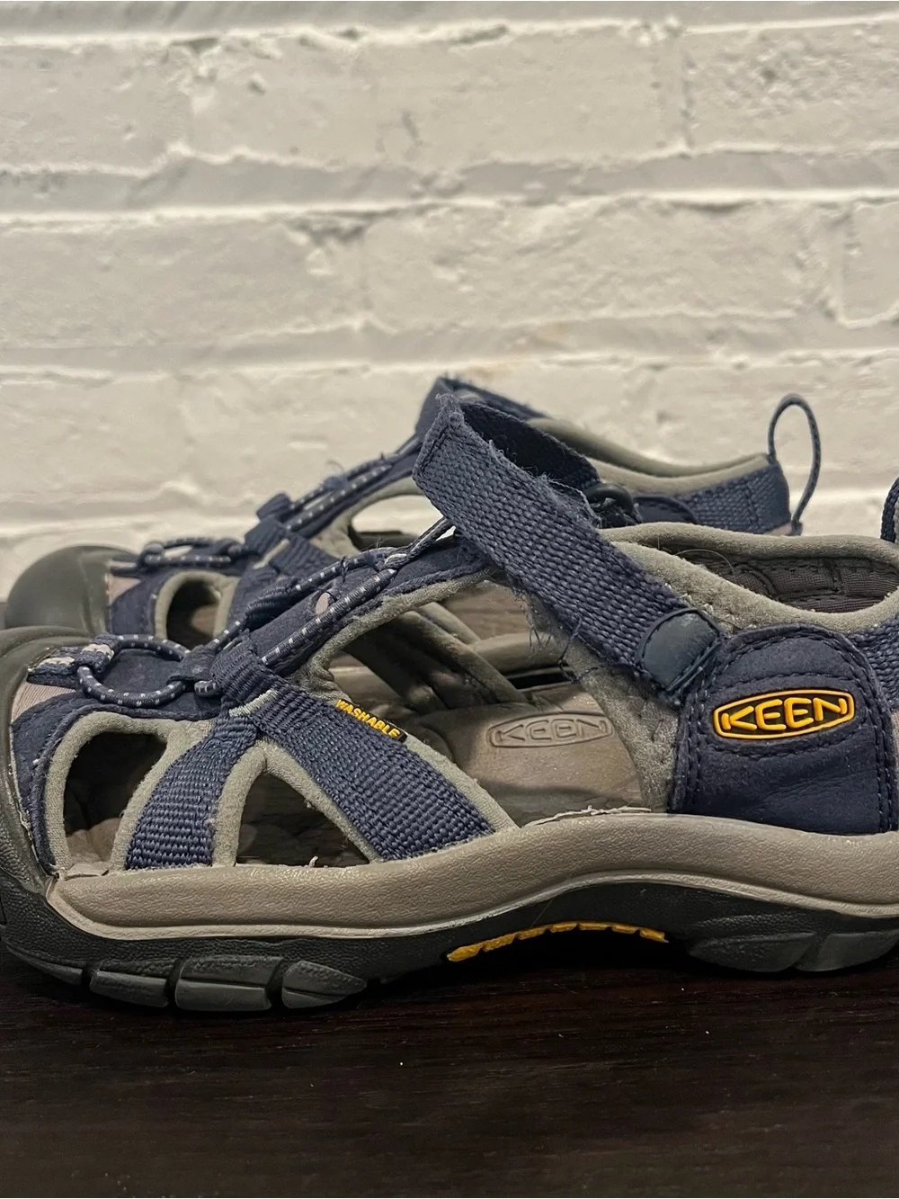 Keen durable closed