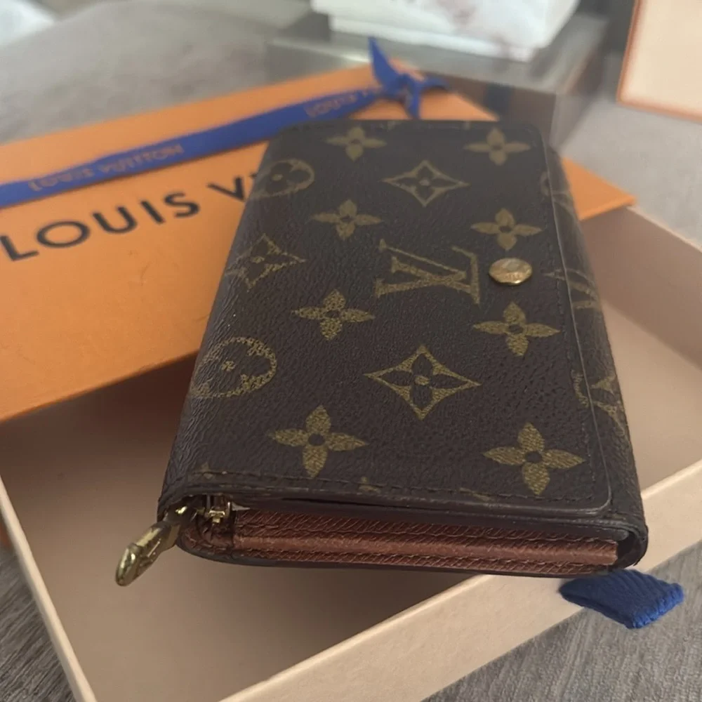 Louis Vuitton Monogram Wallet - Authentic