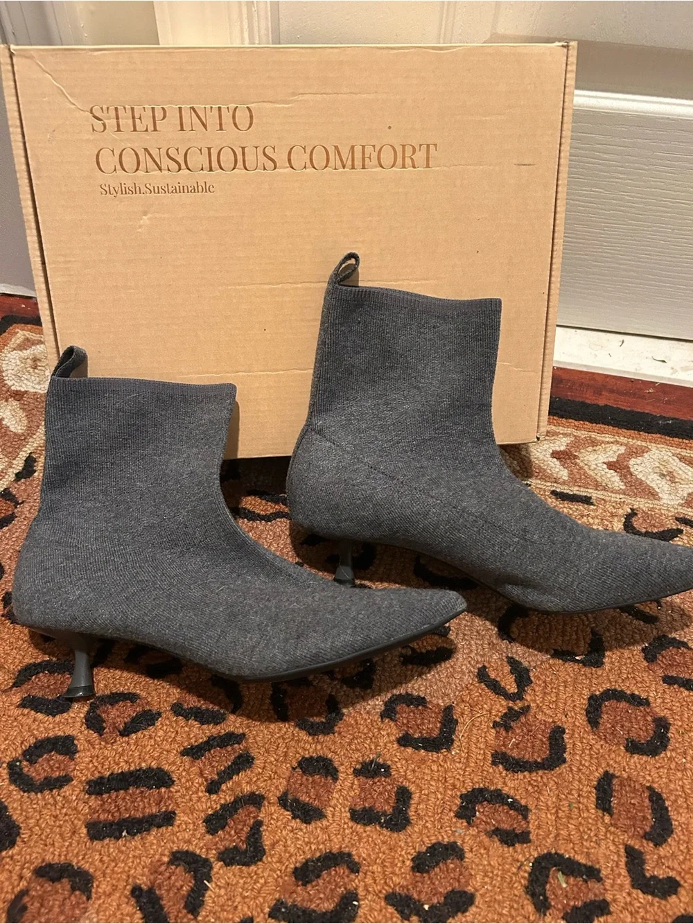 Vivaia soft charcoal