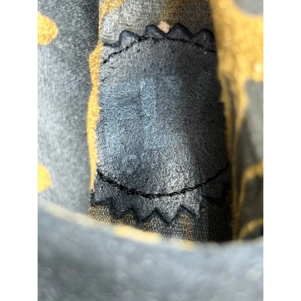 Fly London rubber heel sole
