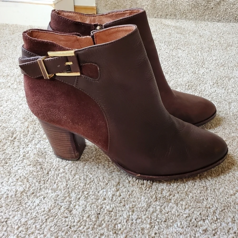Louise Et Cie Womens Booties. Brown leather and suede. Size 9