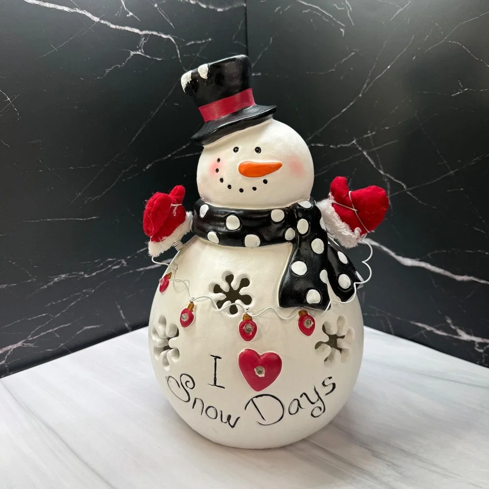 Cracker Barrel Just Chillin Lighted Snowman Color Changing LED Figurine 380088