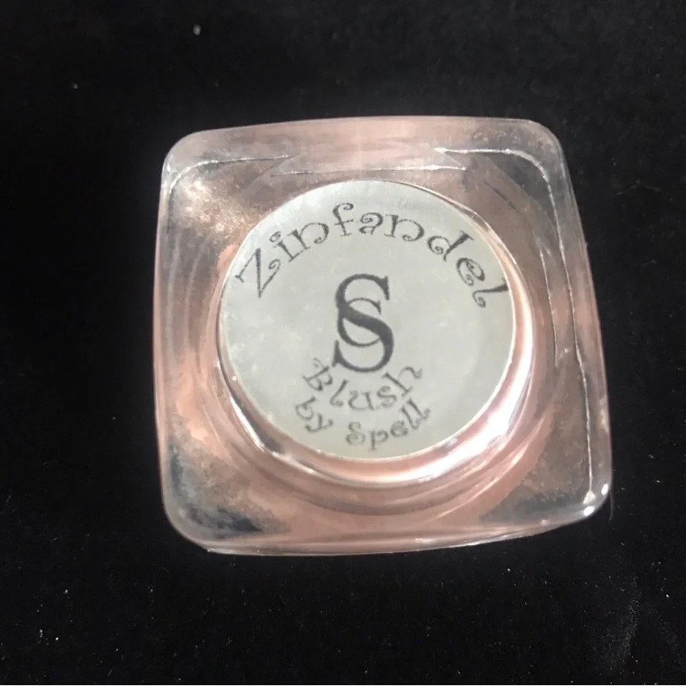Loose Blush - Natural Beige Finish