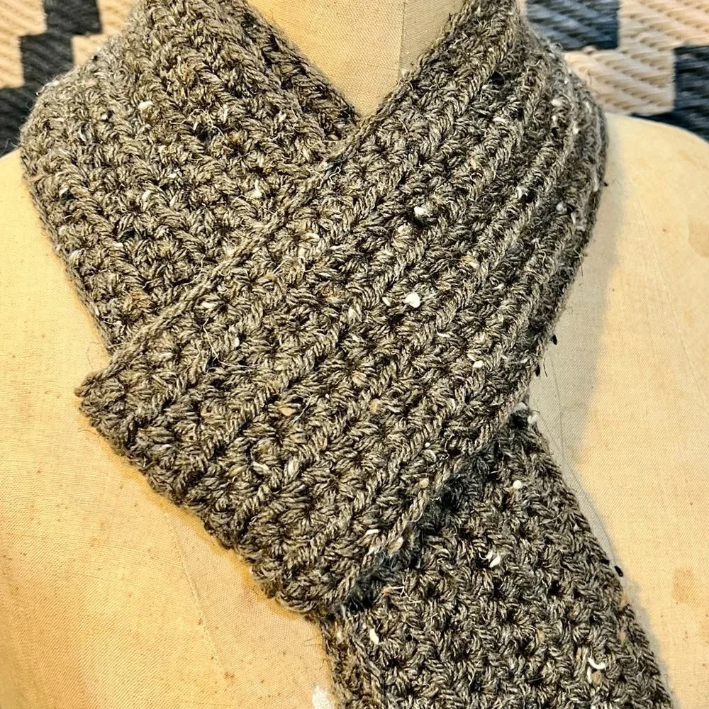 Handmade long crochet knit scarf earthy outdoorsy brown‎ skinny 4” wide fringe