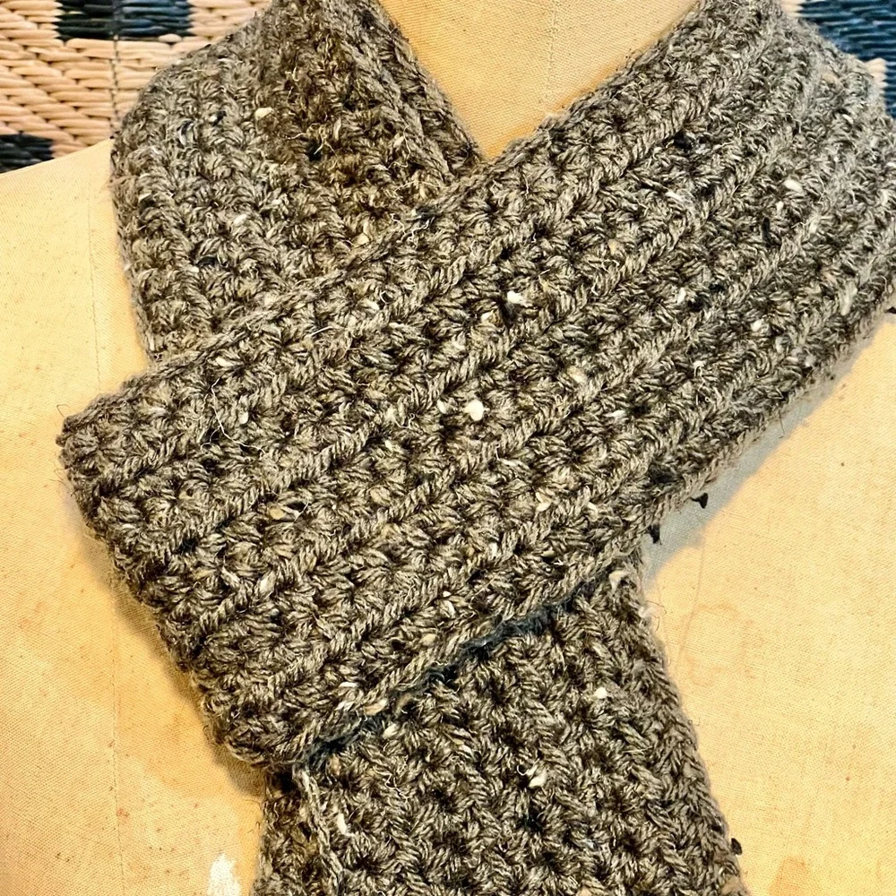 Handmade long crochet knit scarf earthy outdoorsy brown‎ skinny 4” wide fringe