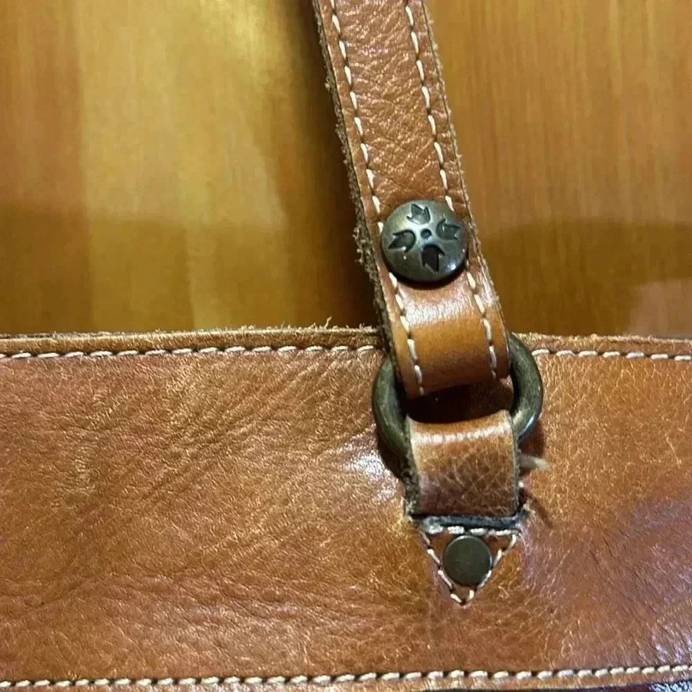 Patricia Nash Floral tote