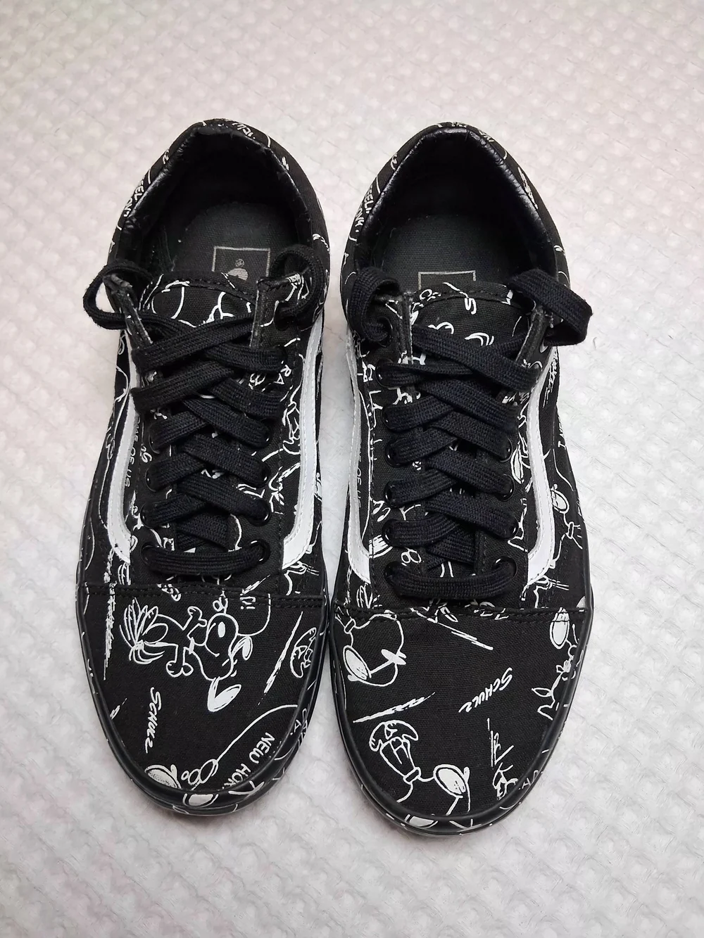 Vans X Peanuts Snoopy Old Skool SK8 White Graphic Lace-Up Unisex Sneakers M8W9.5