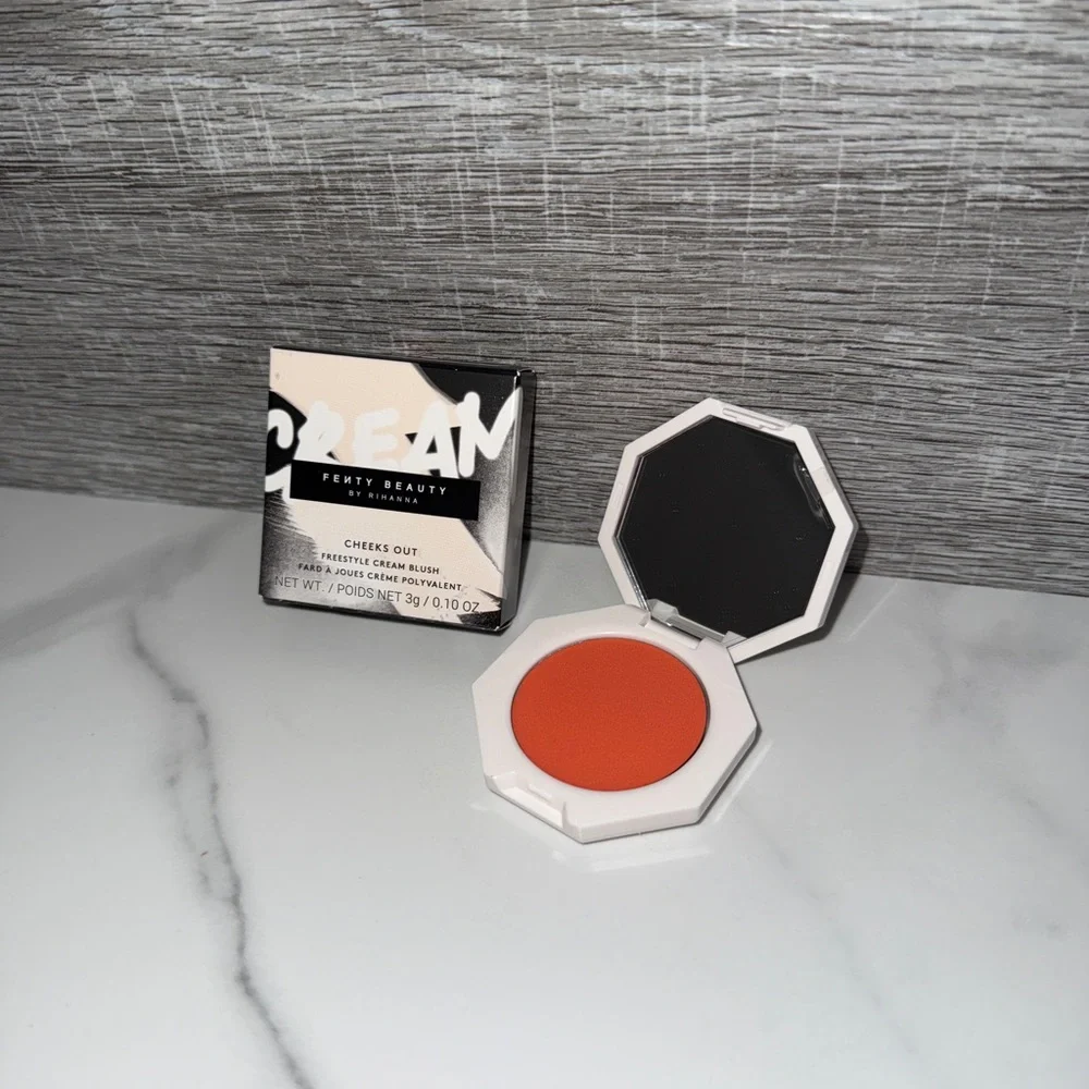 Fenty Beauty Peach Face Cream Blush