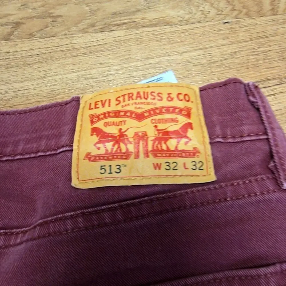 Levis if holes slim